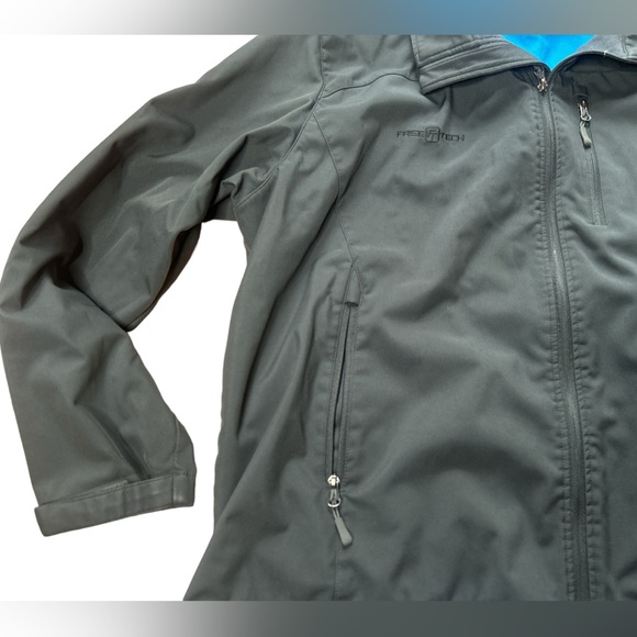 Free Tech Men's Softshell Lightweight Mock Zip Up Jacket Size 3XL - Picture 3 of 8
